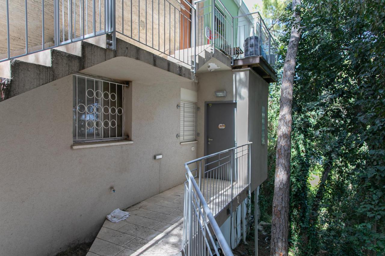 חיפה Carmel Boutique Apartments - Urban Forest מראה חיצוני תמונה
