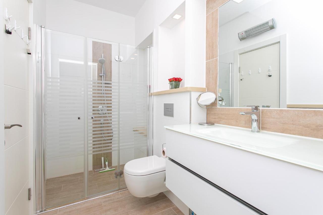 חיפה Carmel Boutique Apartments - Urban Forest מראה חיצוני תמונה