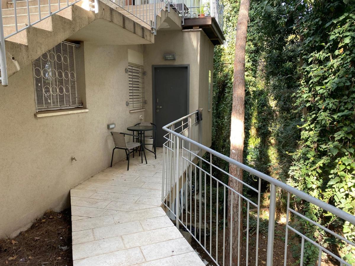 חיפה Carmel Boutique Apartments - Urban Forest מראה חיצוני תמונה